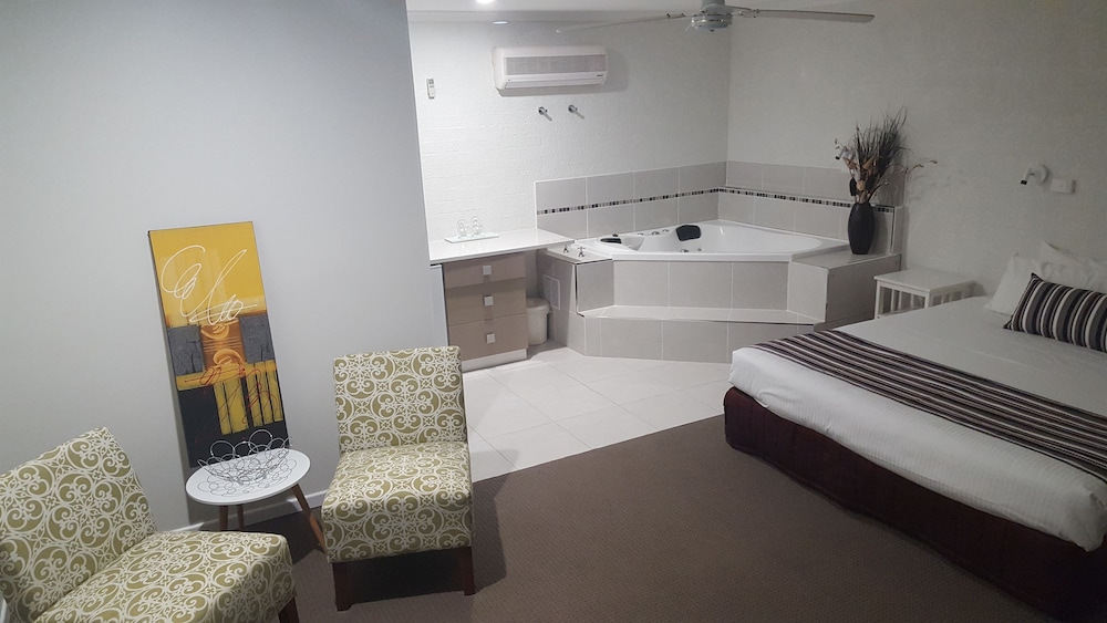 King room with Spa bath-Located 1st Floor (No Elevator) photo 2