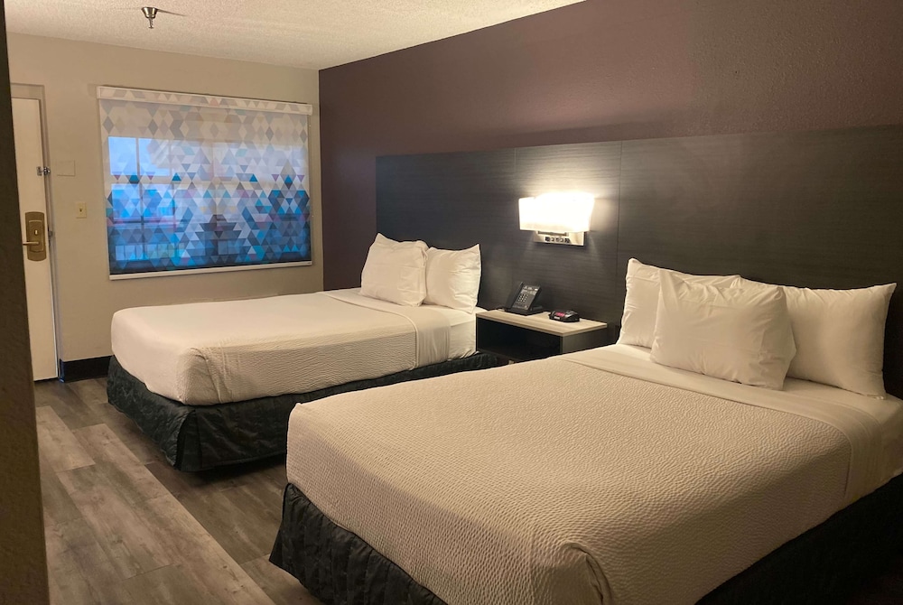 Deluxe Room, 2 Double Beds, Non Smoking - Photo 1