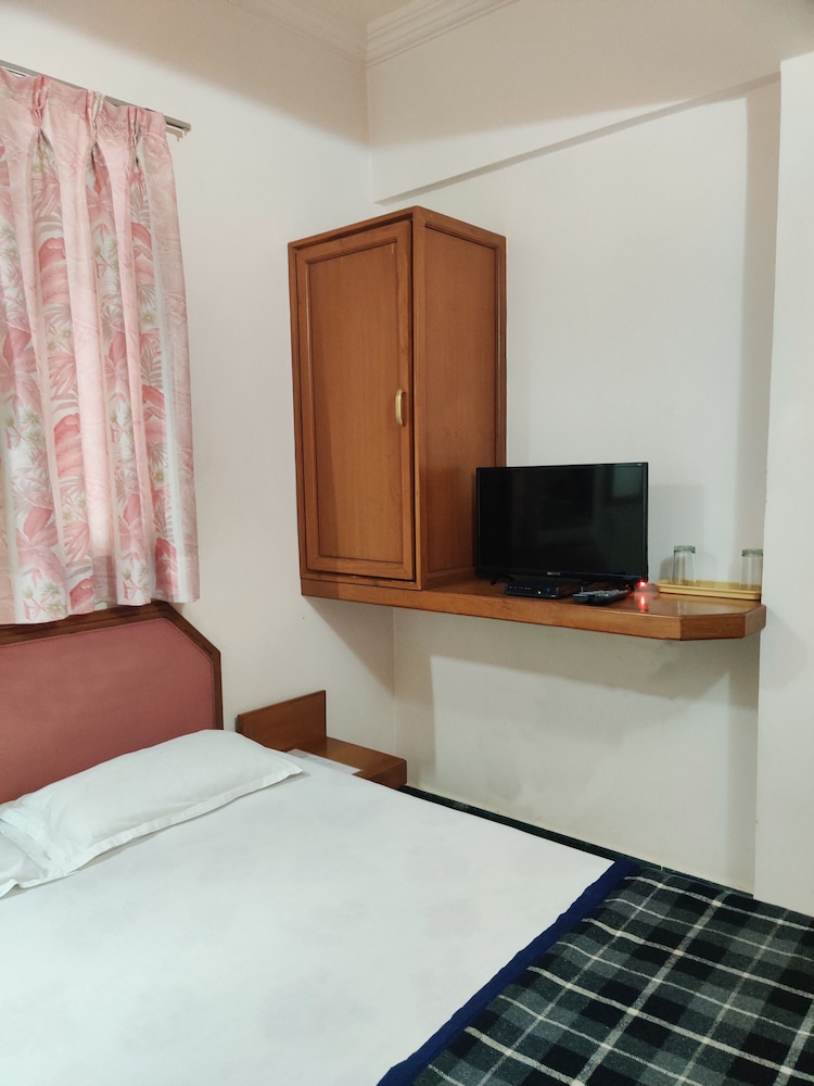 Economy Room - Photo 3