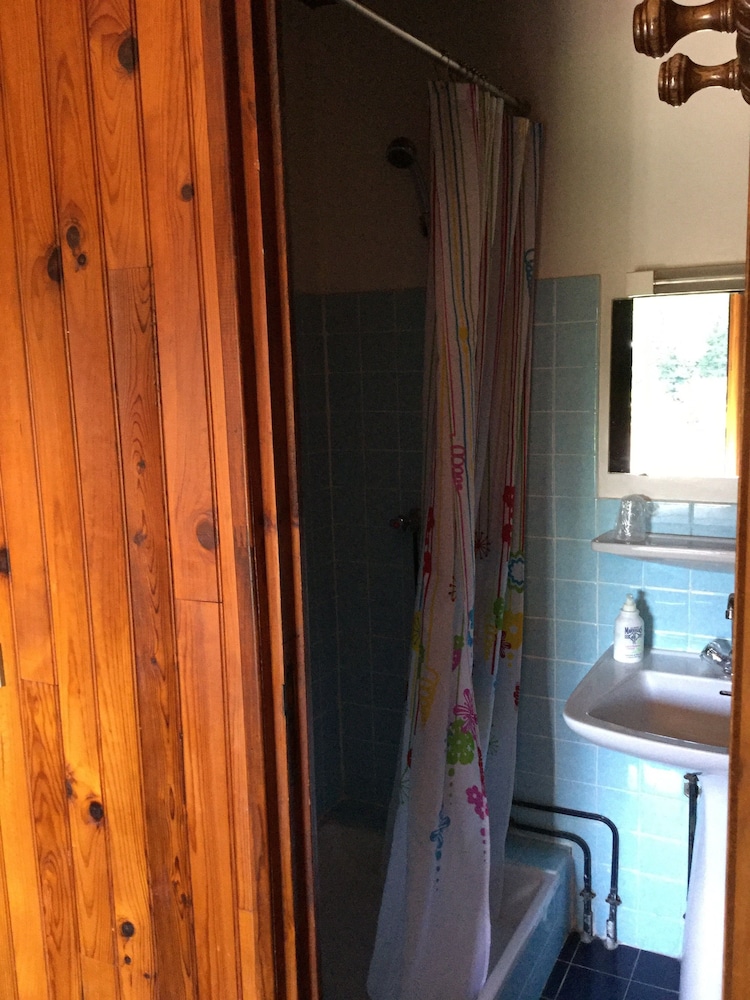 Double or Twin Room - Photo 2