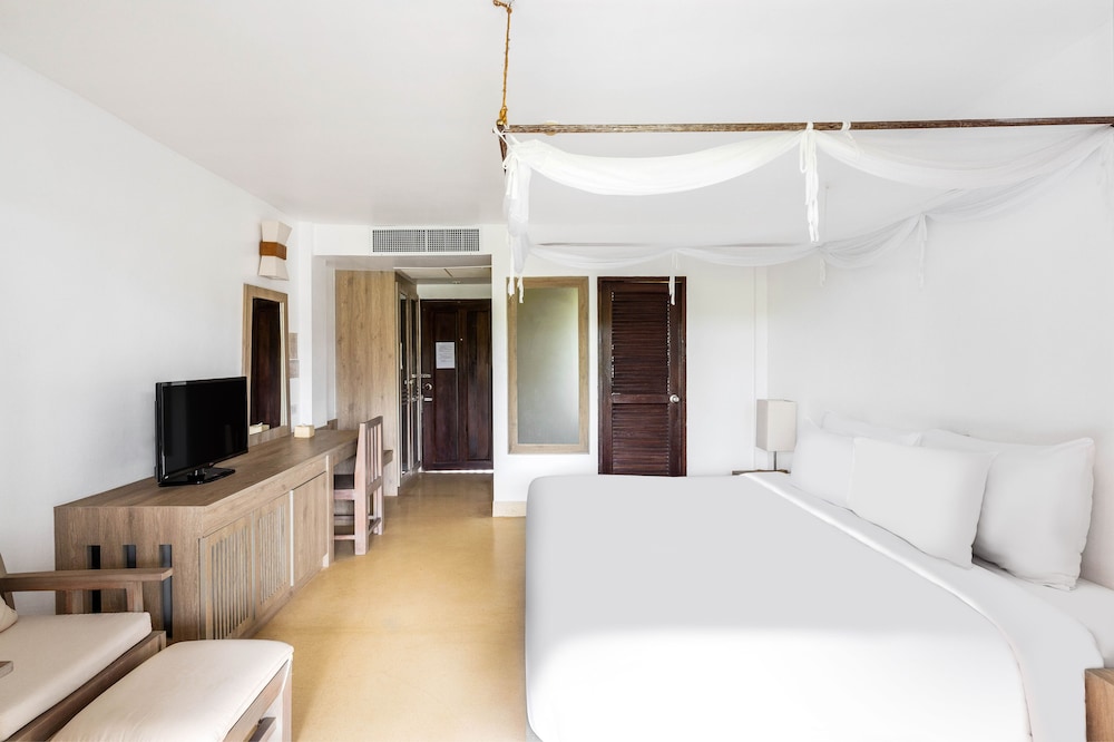 AANA Deluxe Double or Twin Room - Photo 1