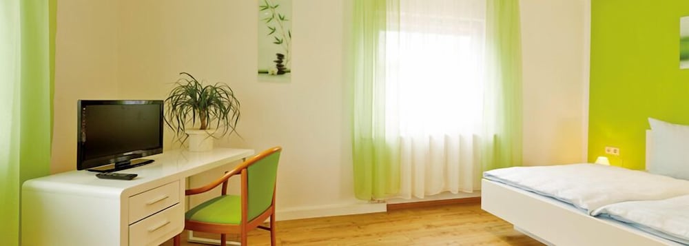 Double Room, 1 Double Bed