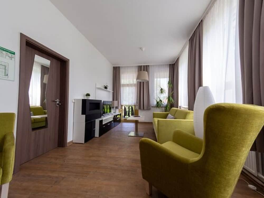 Comfort Suite photo 3