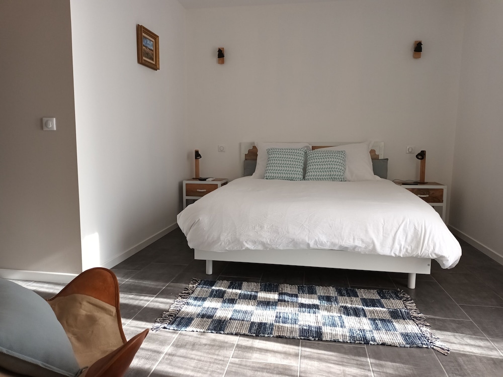 Superior Double Room, Ensuite (La Fabrique) photo 1
