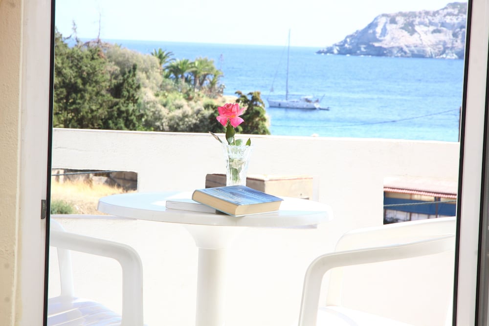 Double Room, Sea View - Photo 4