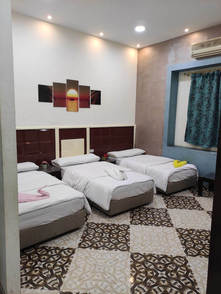 Standard Double Room - Photo 24