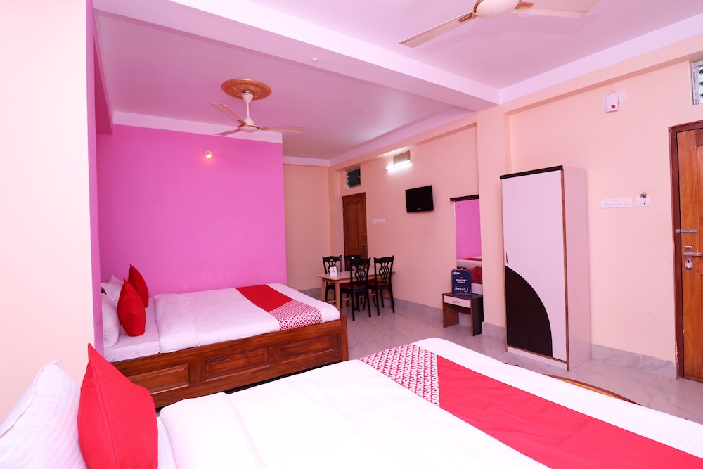 Deluxe Double Or Twin Room, 1 King Bed photo 2