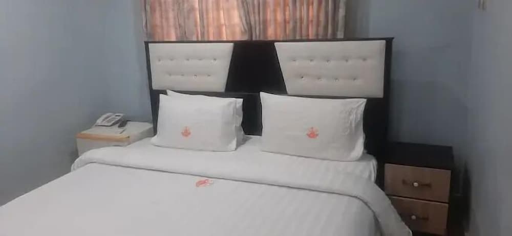 Deluxe Room, Balcony, City View