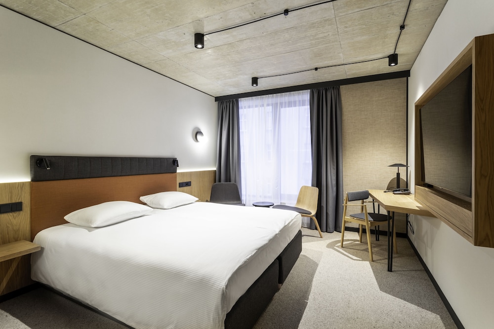 Deluxe Double Room - Photo 1