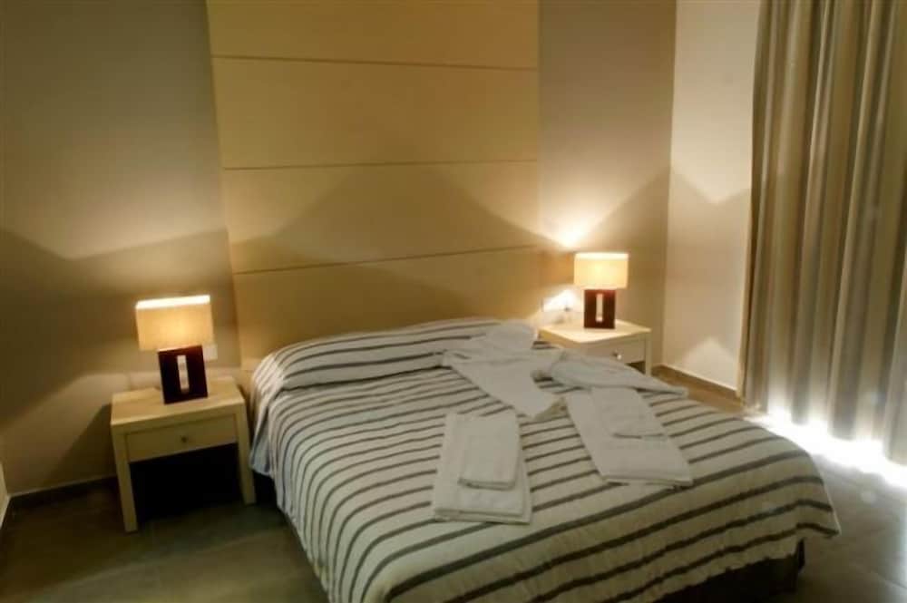 Double Room, City View photo 3