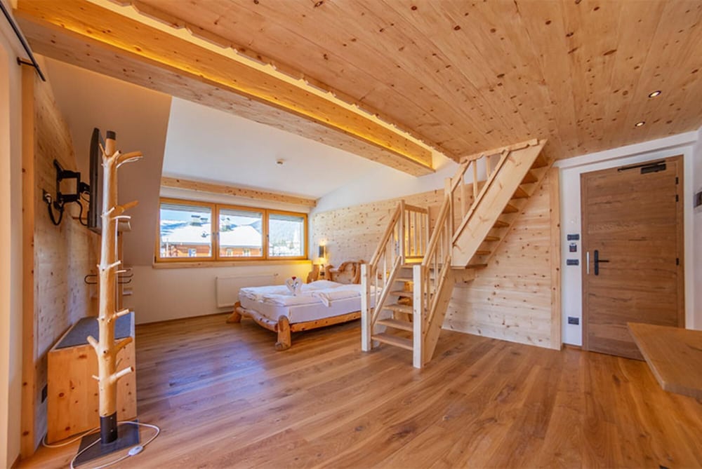 Superior Room with Jacuzzi