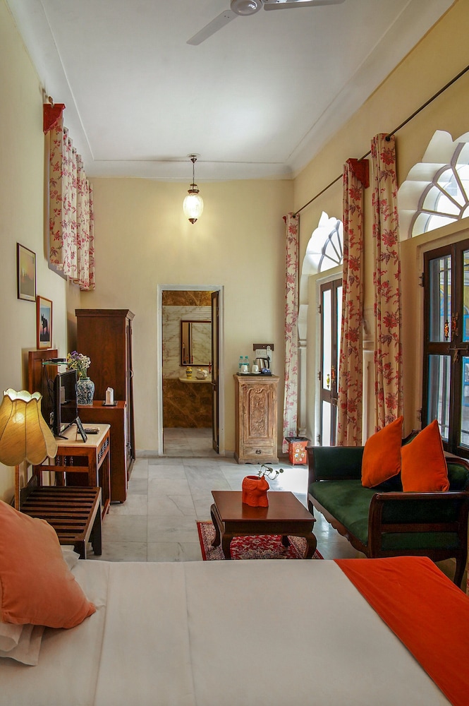 Heritage Deluxe Room photo 3