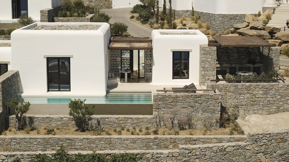 One-Bedroom Villa Sea View & Private Pool - Photo 6