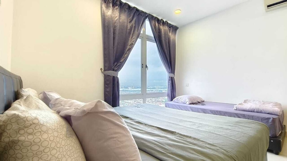 Design Apartment, Multiple Bedrooms, Sea View, Corner photo 1