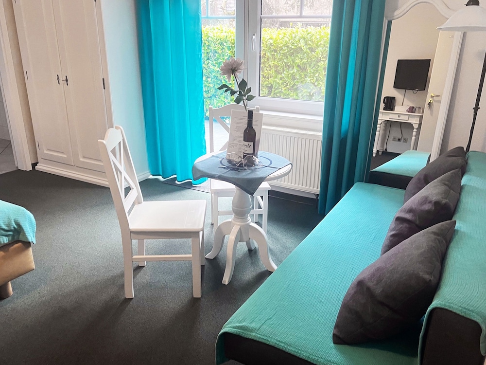 Grand Double Room, 1 Double Bed with Sofa bed, Patio photo 3