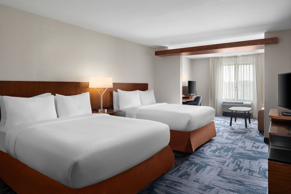 Suite, Multiple Beds