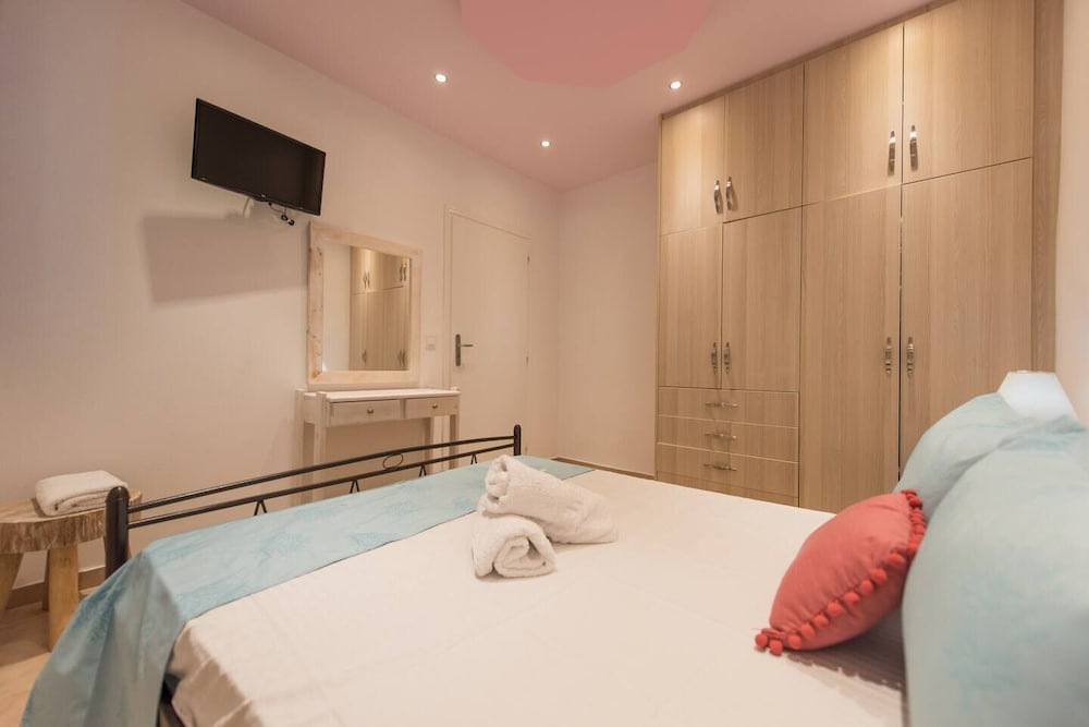 Superior Apartment, Sea View - Photo 13
