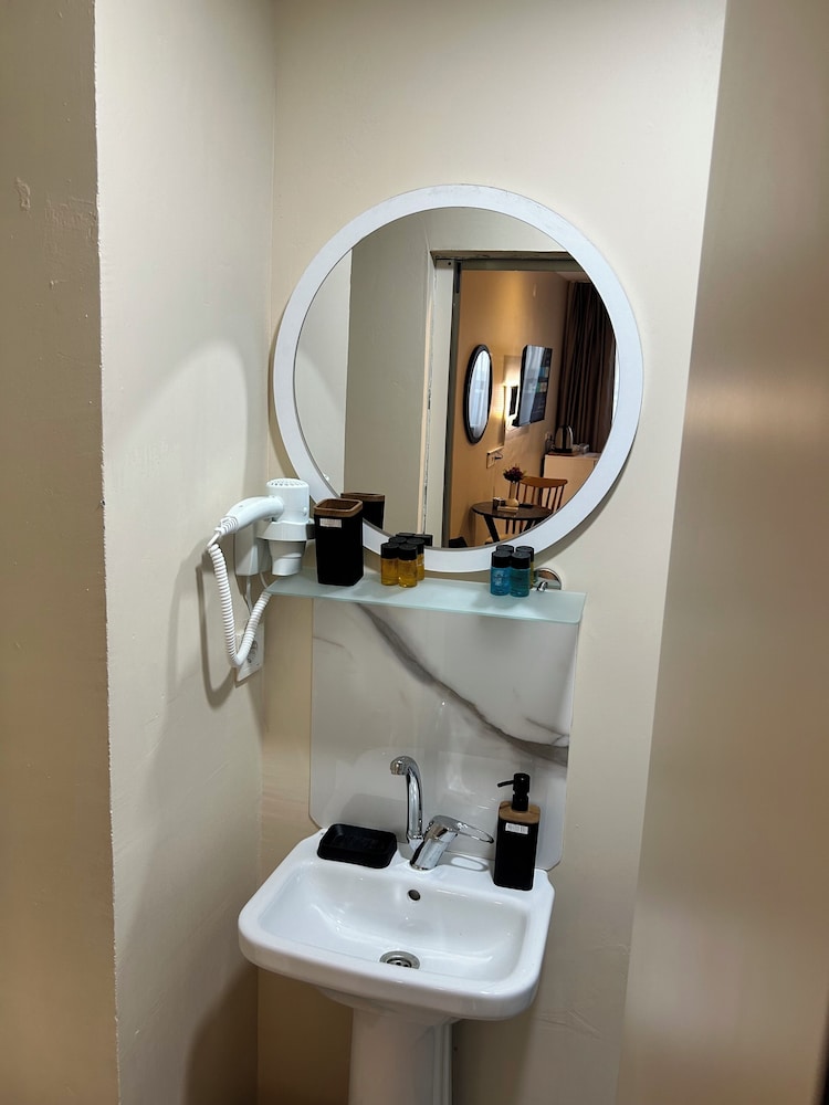 Comfort Condo, 1 Bedroom, Smoking, Balcony photo 2