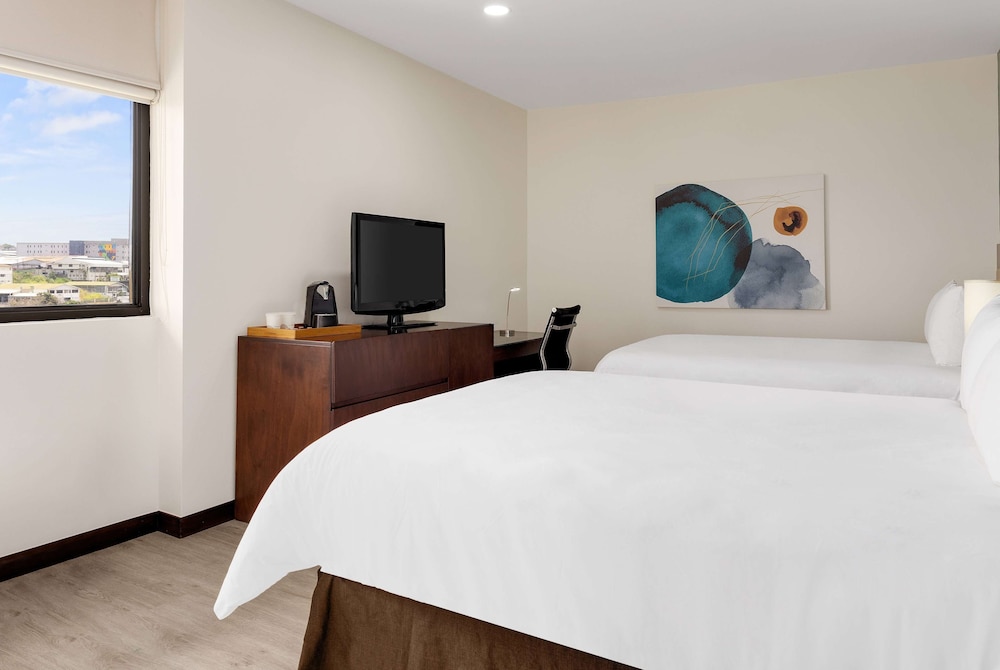 Superior Room, 2 Queen Beds, Non Smoking