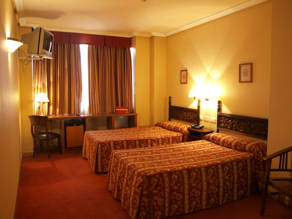 Double Room - Photo 4