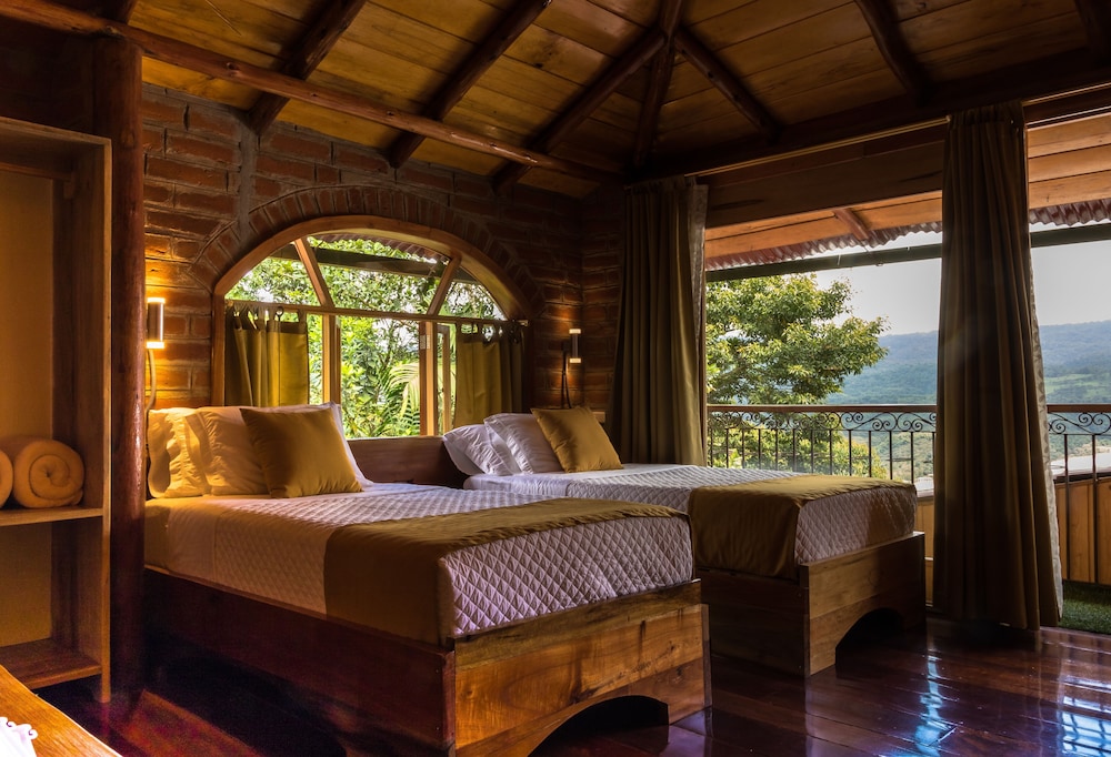 Standard Room, Balcony, Valley View