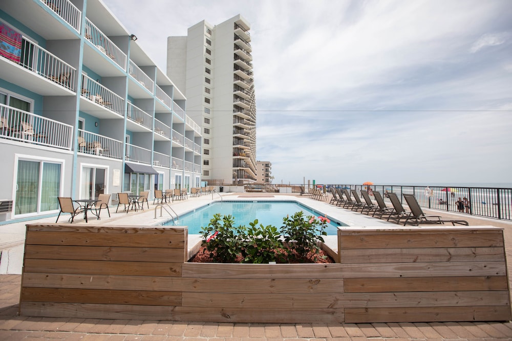 Oceanfront Standard Room photo 3