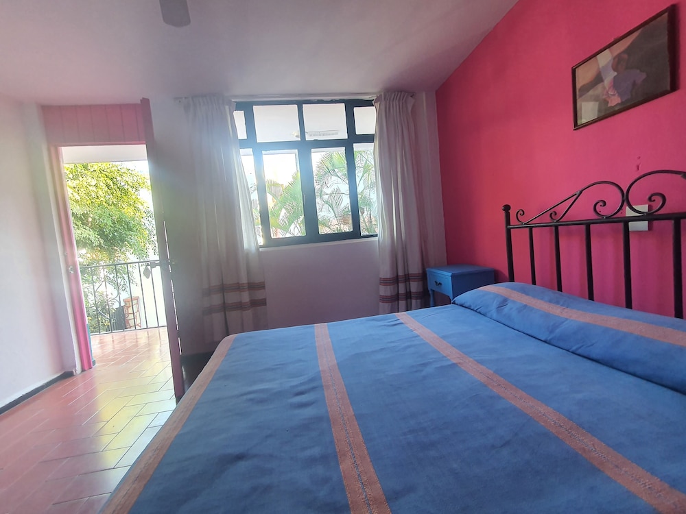 Basic Double Room, 1 Double Bed photo 3