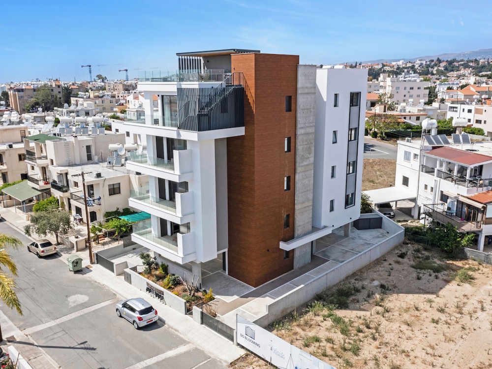 Apartment, 1 Bedroom, Balcony photo 3