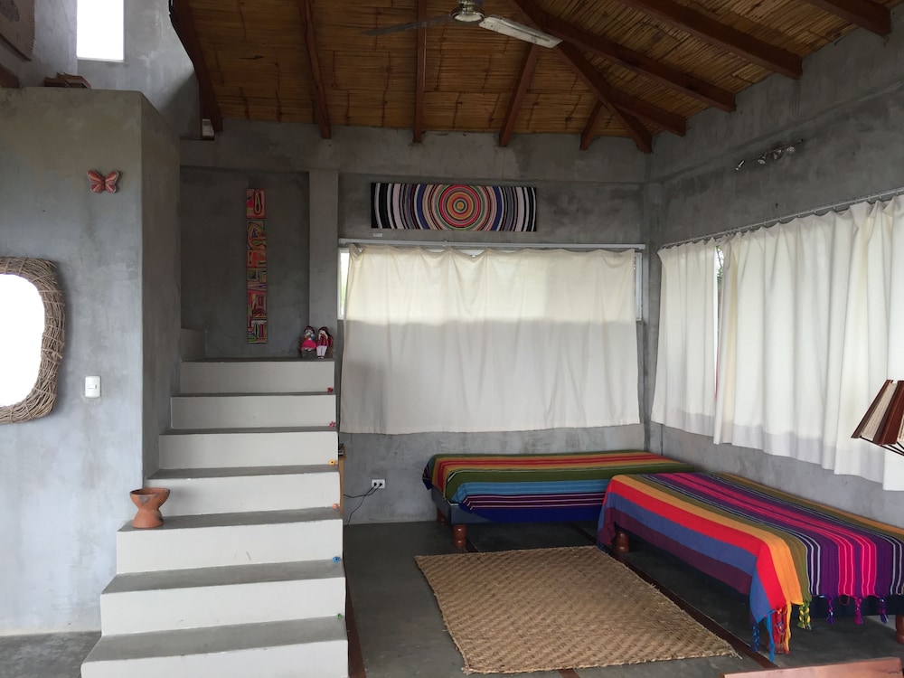 House, 1 Bedroom, Sea Facing photo 2