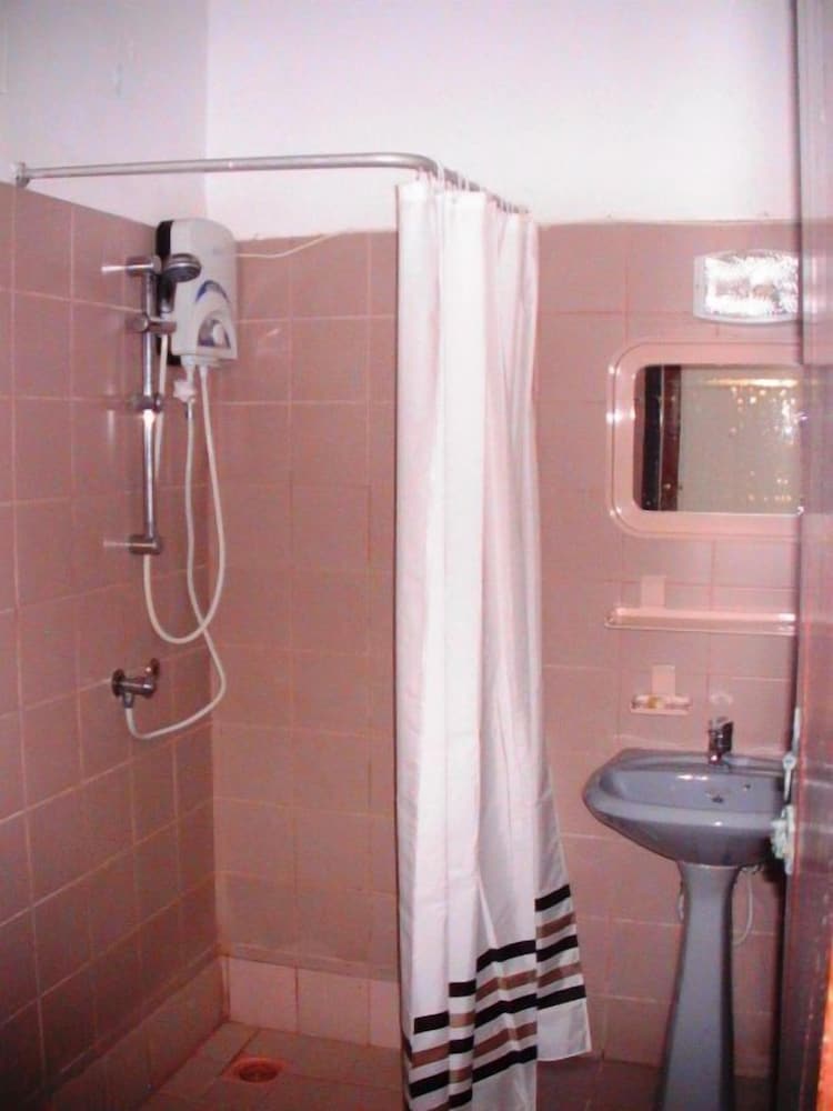 Standard Room photo 2