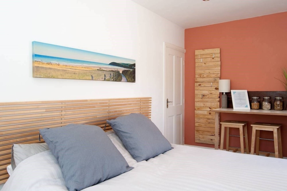 Deluxe Room (Copper)