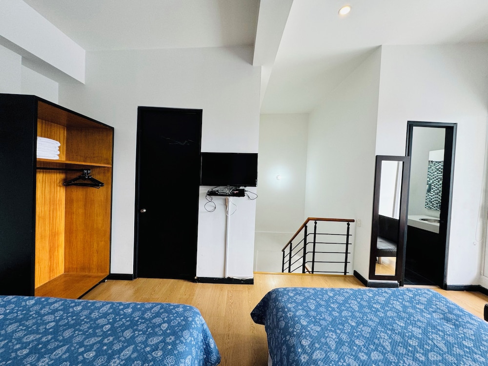 Classic Duplex, 2 Double Beds photo 2
