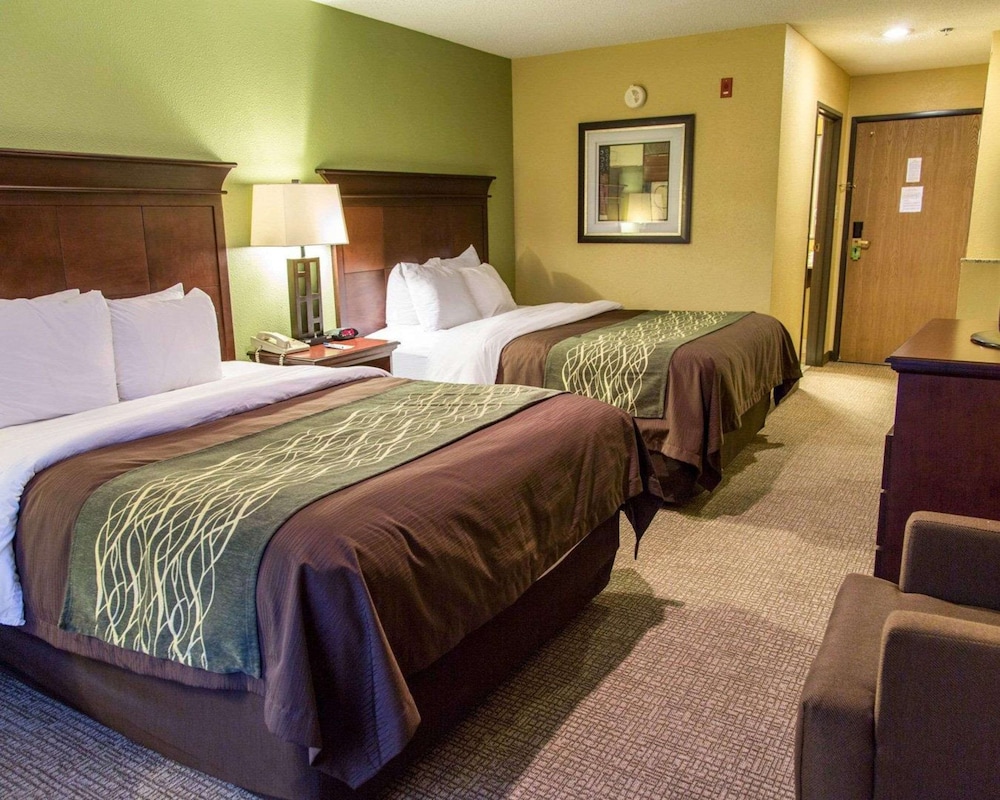 Room, 2 Queen Beds, Accessible, Non Smoking - Photo 3