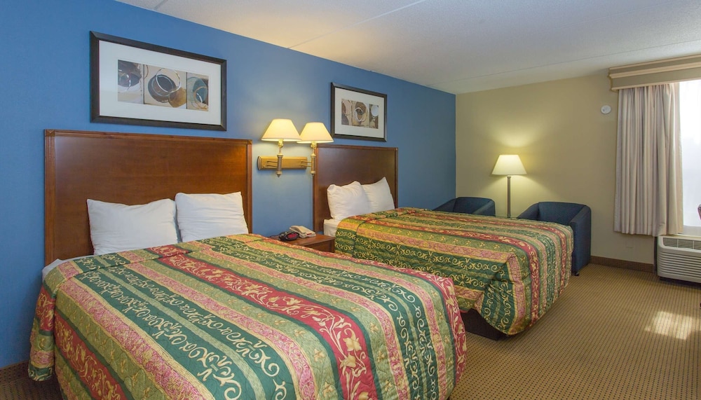 Room, 2 Double Beds, Non Smoking, Refrigerator & Microwave photo 1