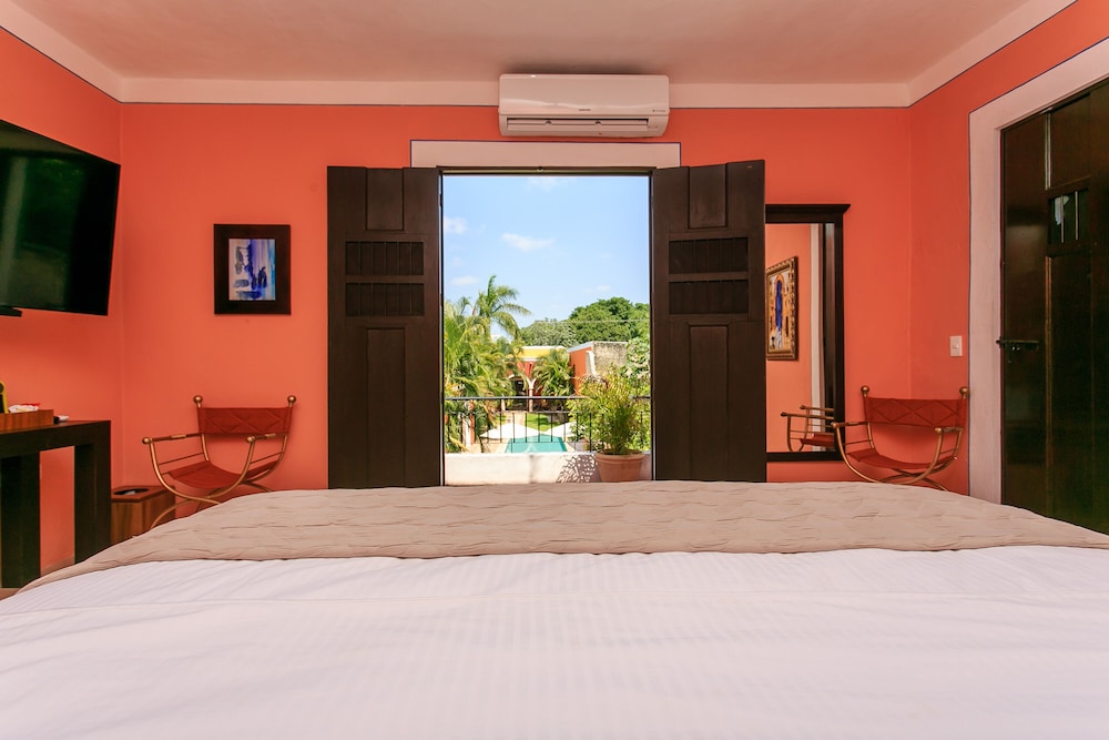 Superior Room, 2 Double Beds thumbnail 5