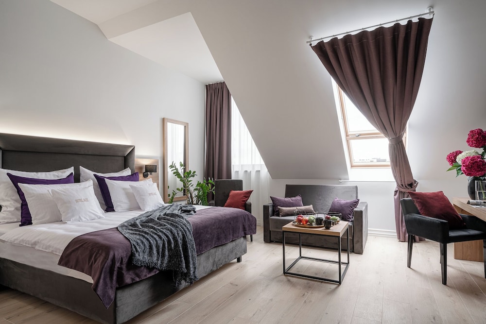 Standard Triple Room - Photo 5