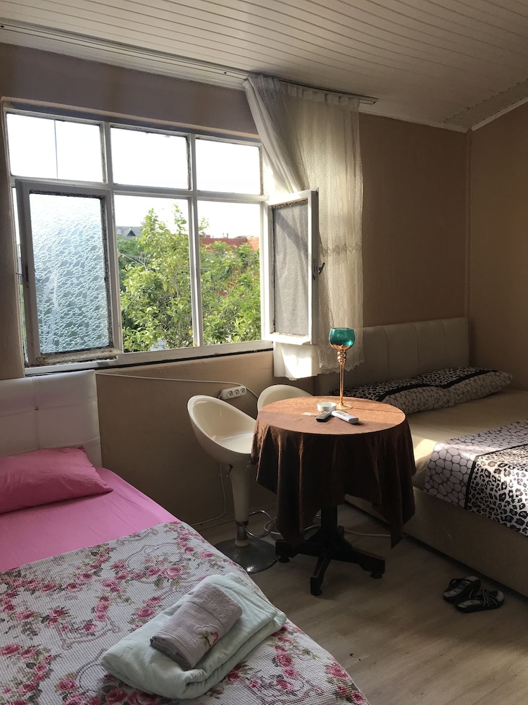 Triple Room photo 2