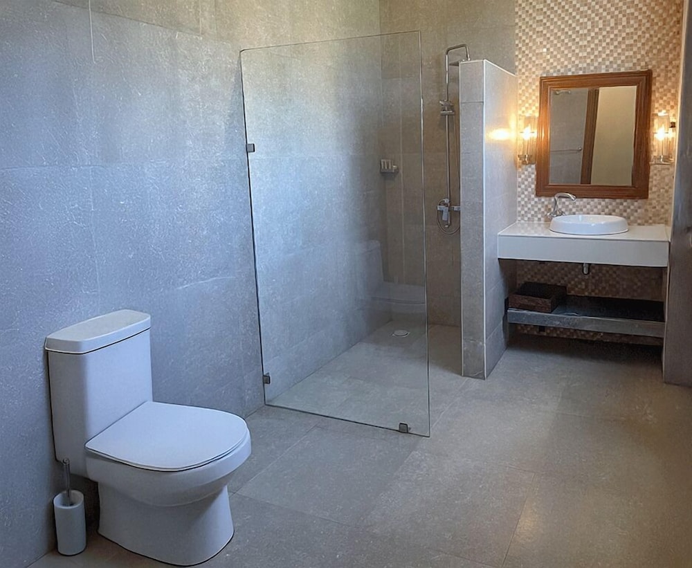 Junior Studio Suite, Pool View