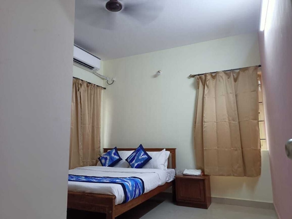 Deluxe Room - Photo 3