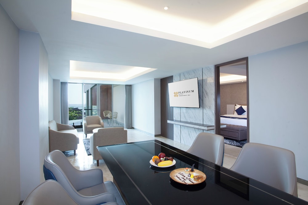 Executive Suite photo 3