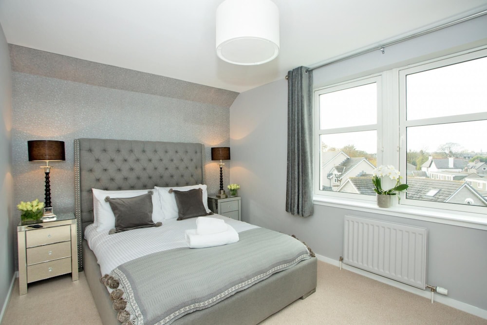 Modern Apartment Near River Dee and Aberdeen City, Photo 3
