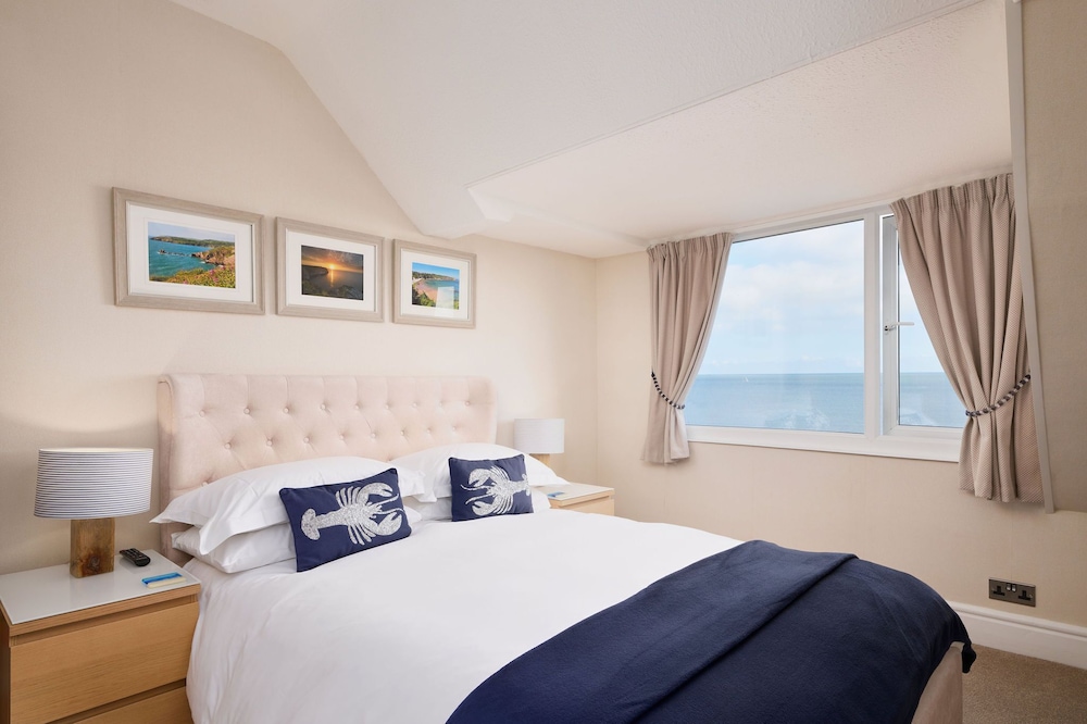 Classic Double Room, Ensuite, Sea View (Room 10)