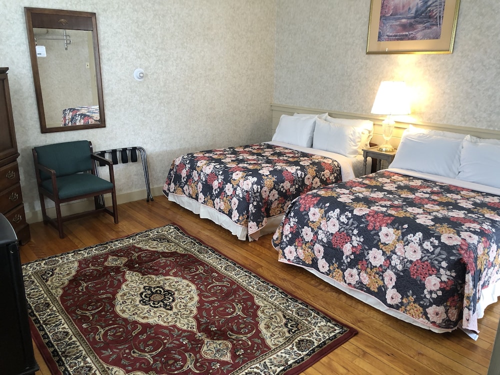 Double Room, 2 Double Beds