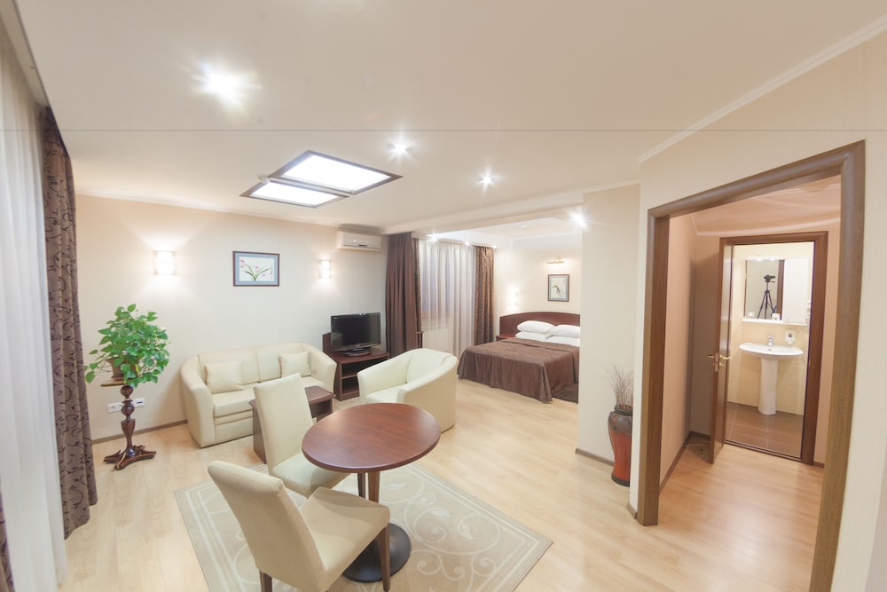 Studio Suite