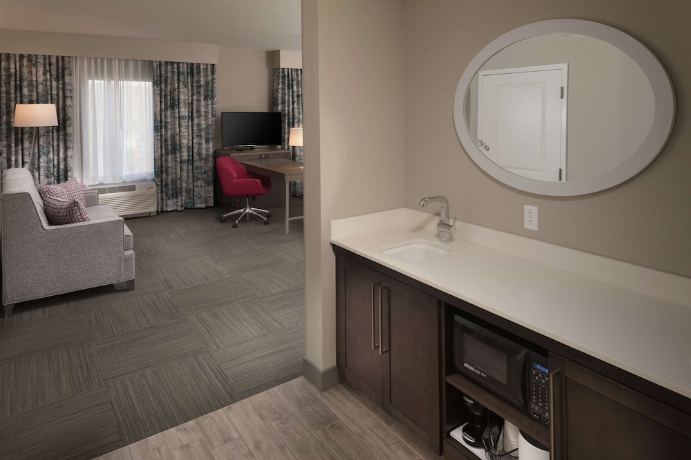 Suite, 2 Queen Beds, Accessible photo 3