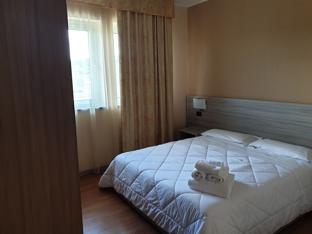 Deluxe Suite photo 1