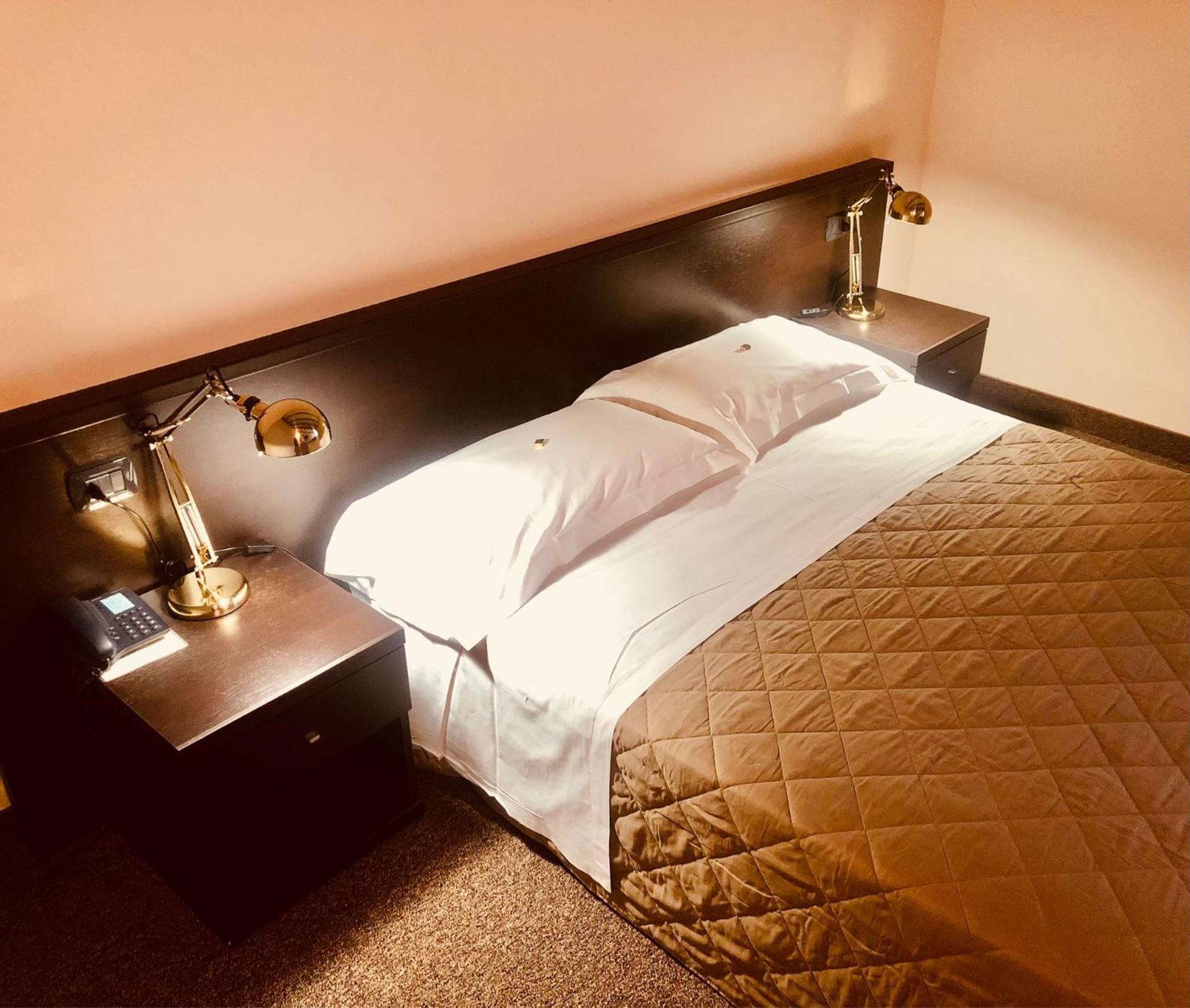Large Double Room - Photo 29