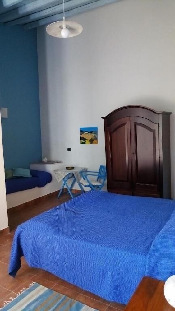 Triple Room, Garden View (Azzurra) photo 2