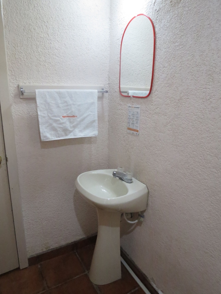 Traditional Triple Room - Photo 3