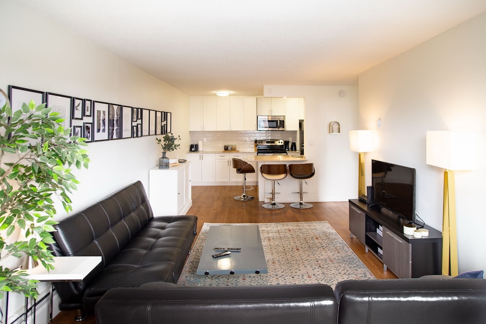 Suite, 1 Bedroom photo 1